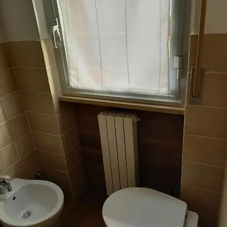 Il Canale Oda ve Kahvaltı Ancona