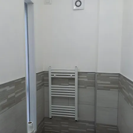 Oda ve Kahvaltı Il Canale Ancona