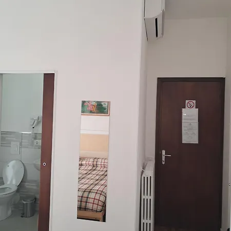 Oda ve Kahvaltı Il Canale 2*